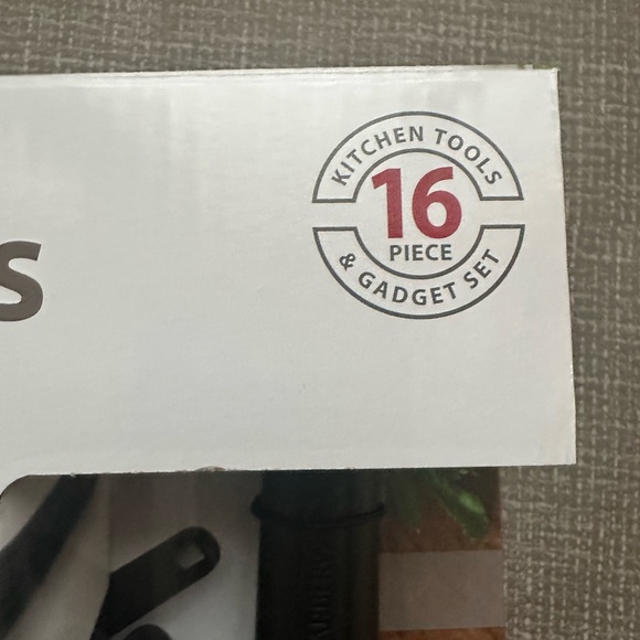 Farberware 16-Piece Kitchen Tools & Gadget Set – BPA-Free, Heat Resistant, Black - Picture 8 of 10